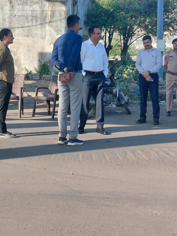 પોરબંદરમાં સ્પેશિયલ ઓપરેશન ગ્રુપની મોકડ્રિલ. પોરબંદરમાં સ્પેશિયલ ઓપરેશન ગ્રુપની મોકડ્રિલ.