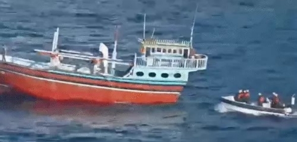 5 Pakistanis arrested for carrying drugs worth over Rs 3,000 crore in joint operation by ATS and Coast Guard in Arabian Sea