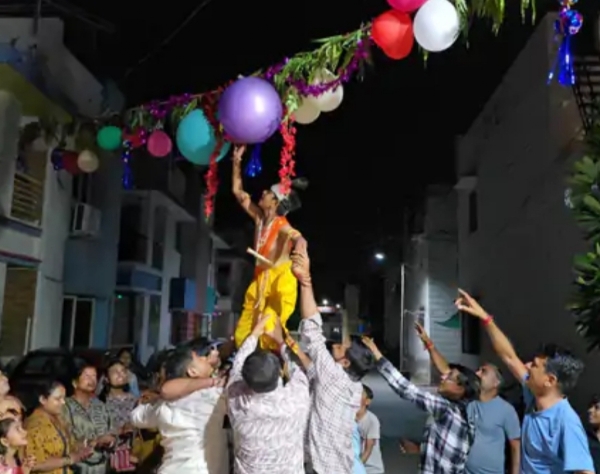 સિદ્ધપુર તાલુકાના ગણેશપુરાના સાનિધ્ય બંગલોઝમાં કૃષ્ણ જન્મોત્સવની ભક્તિભાવપૂર્વક ઉજવણી કરવામાં આવી.