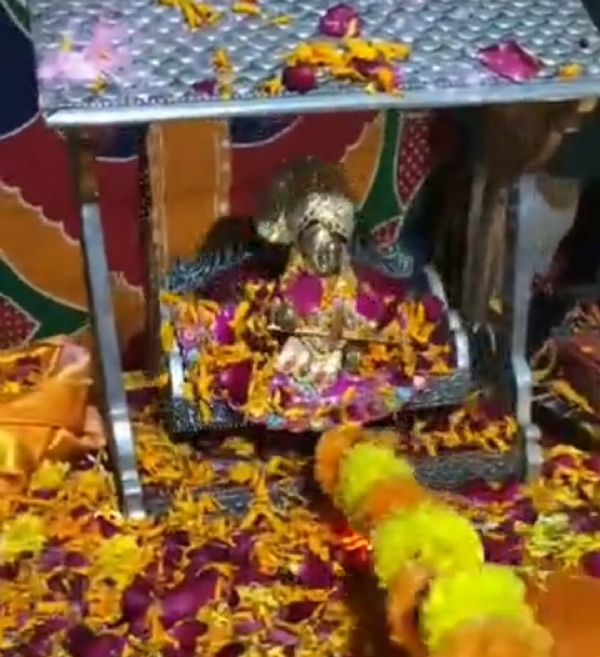 પાટણ શહેરના શેલજા બંગલોઝમાં જન્માષ્ટમીની ધામધૂમથી ઉજવણી.