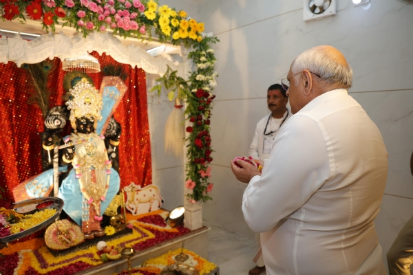 મુખ્યમંત્રી ગાંધીનગરના ડભોડાના રણછોડરાયજી મંદિરે