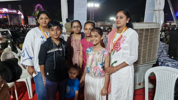 લોકમેળામાં         ખોવાયેલા બાળકો માટે તંત્રની સંવેદનશીલ કામગીરી