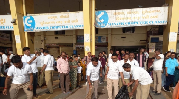 સ્વછતા અભિયાન અંતર્ગત કાર્યક્રમ યોજાયો