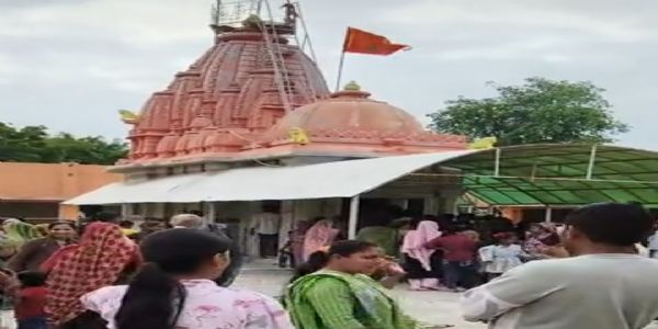 ચાણસ્માના ઝિલીયા ગામે ઝિલેશ્વર મહાદેવ મંદિરે અંતિમ સોમવારે લોકમેળો યોજાયો