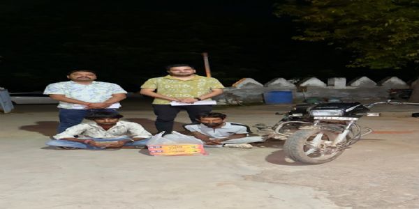વસઈ ફાટક નજીક દુકાનનું પતરું તોડી ચોરી કરનાર 2 ઈસમ ઝડપાયા, રૂ.25,400નો મુદ્દામાલ કબજે