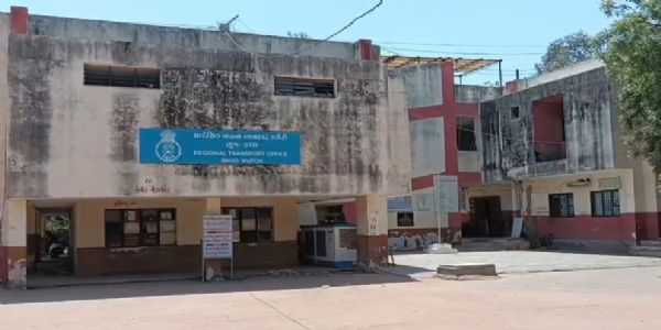 આરટીઓ ભુજ દ્વારા પસંદગીના નંબર માટેની ગોલ્ડન, સિલ્વર નંબરોની સિરિઝનું રી-ઓક્શન કરાશે